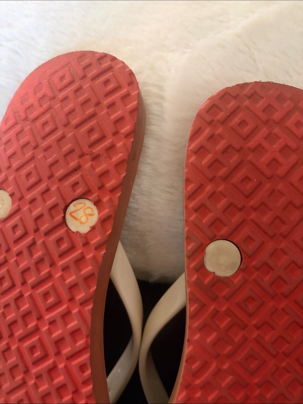 Tory Burch size 7 cream flip flops. - Picture 5 of 5